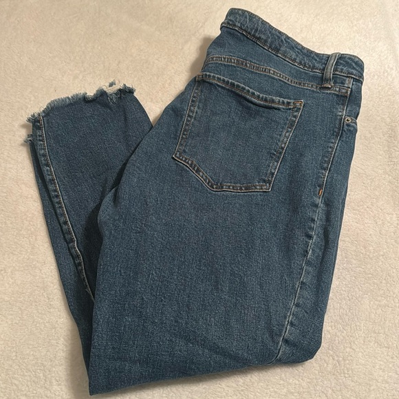 Women’s Old Navy High-Rise OG Straight Jeans, size 16 - Picture 1 of 7